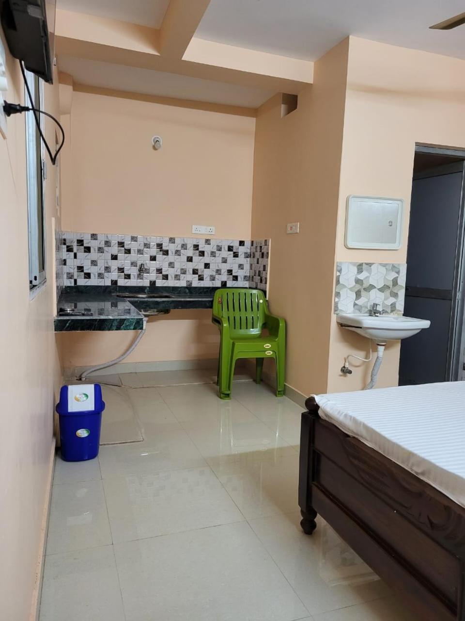 Villa Radha Krishna Niwas 100 Meters From Puri Jagannath Temple Exterior foto